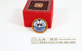 高品质的学校周年庆徽章制作「锻鑫金银」的优化方案