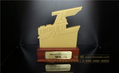 梦想飞翔树脂奖杯【树脂奖杯定制】