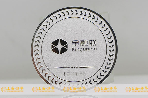 银币纪念章多少钱一克