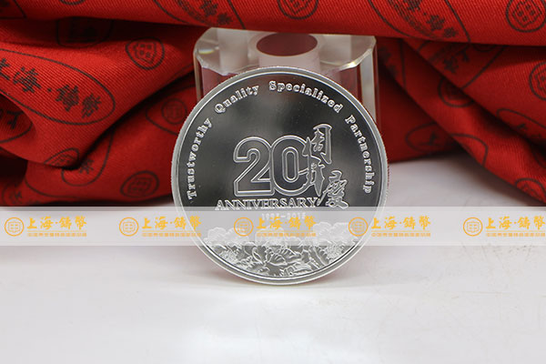 为什么银币价格比银饰便宜