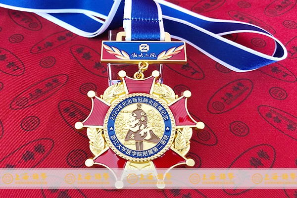 定制大型徽章